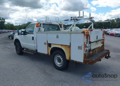 2011 Ford F-350 Xl из США, поврежденный, VIN 1FDBF3B64BEB77503